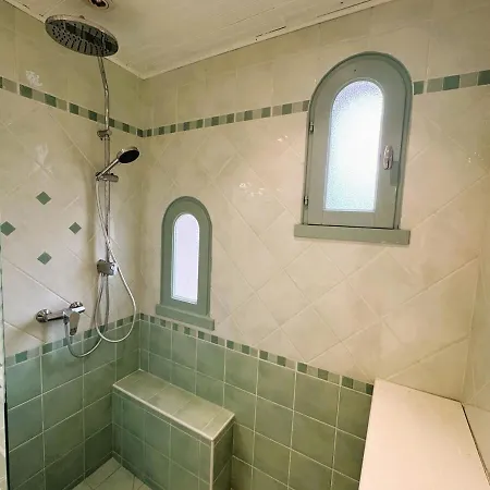 Les Acacias - Confort Et Tranquillité *