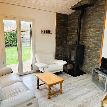 Tatil Evi Les Acacias - Confort Et Tranquillite *