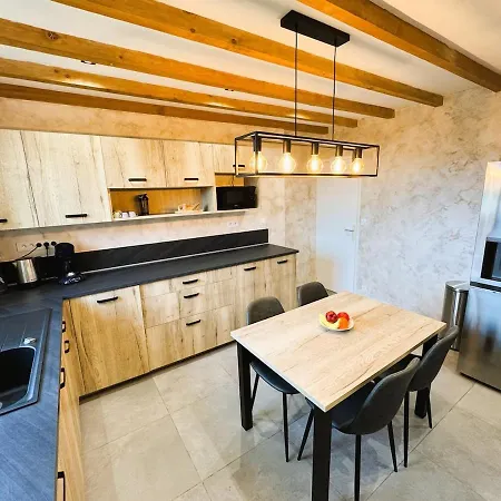 Tatil Evi Les Acacias - Confort Et Tranquillite Mios