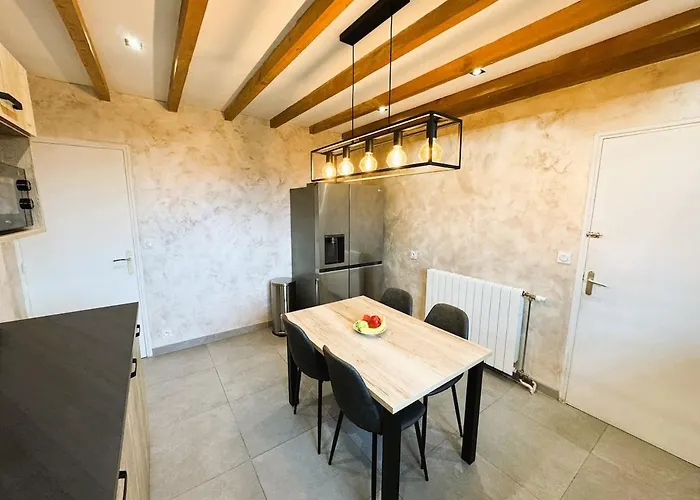 Les Acacias - Confort Et Tranquillité Hébergement de vacances