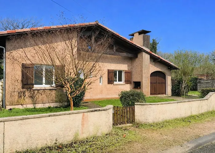 Les Acacias - Confort Et Tranquillité *